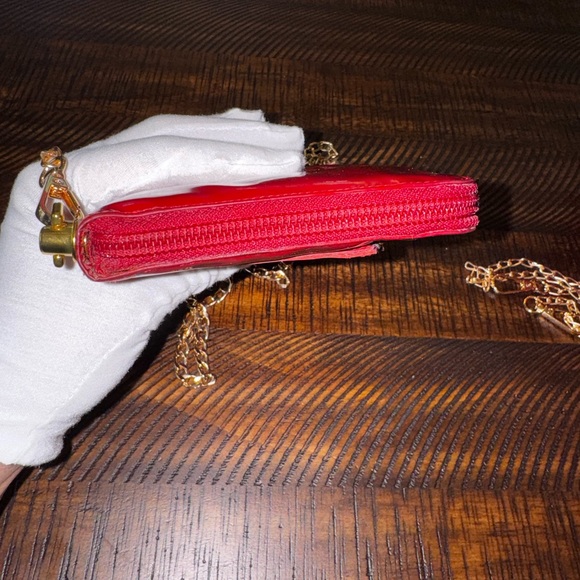 CHANEL CC Logo Patent Leather Zip Around Long Wallet Red vintage converted - Picture 6 of 16